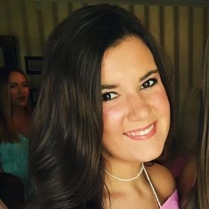 Meet your Posher, Whitney